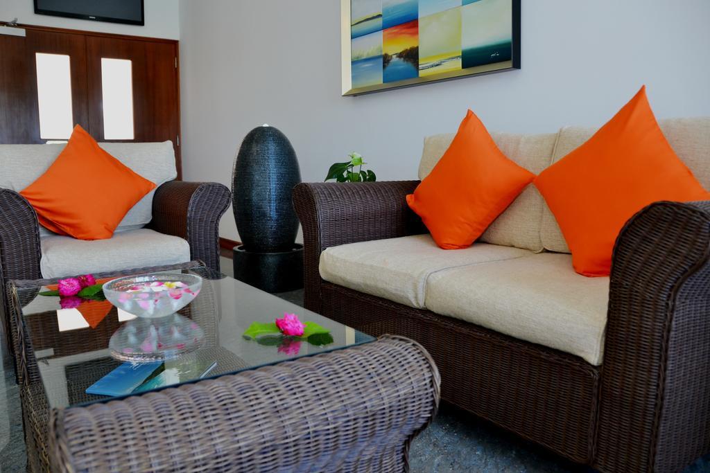 The Old School Self-Catering Apartment Praslin ภายนอก รูปภาพ