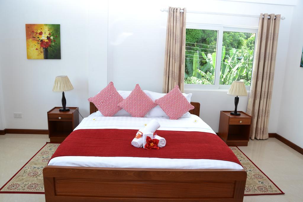 The Old School Self-Catering Apartment Praslin ภายนอก รูปภาพ