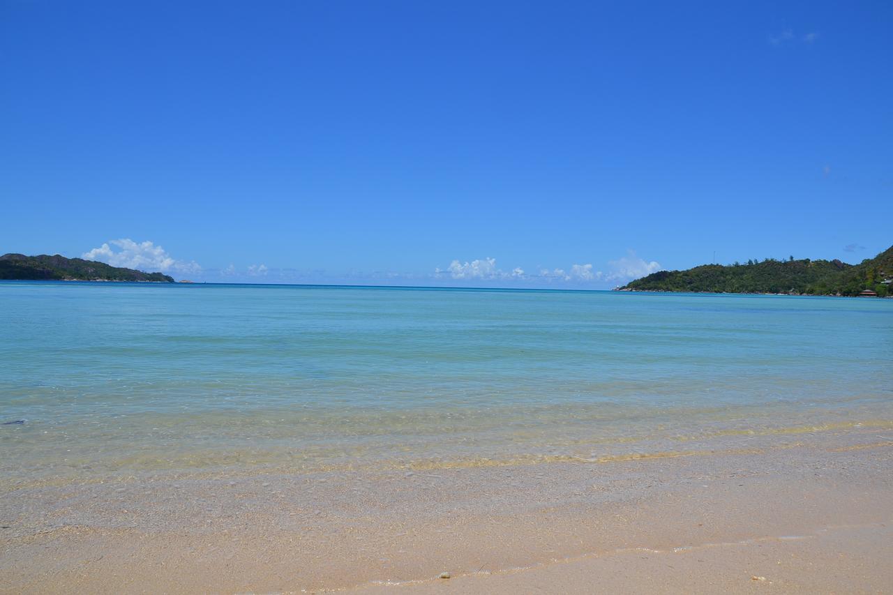 The Old School Self-Catering Apartment Praslin ภายนอก รูปภาพ